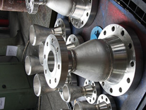SS316L concentric reducer with 2 WN flanges